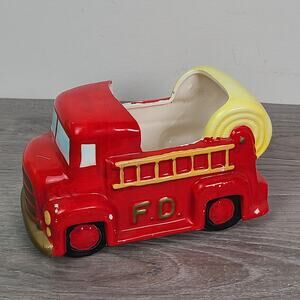 Incarco Japan Ceramic Planter Red Fire Truck FD E-4129